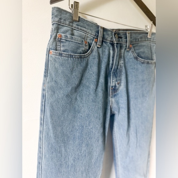 Men’s Levis 505 Regular Fit Jeans - Picture 3 of 8